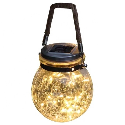 le jardin 3.7V accrochant des 7 couleurs extérieures légères solaires a fendu la boule en verre